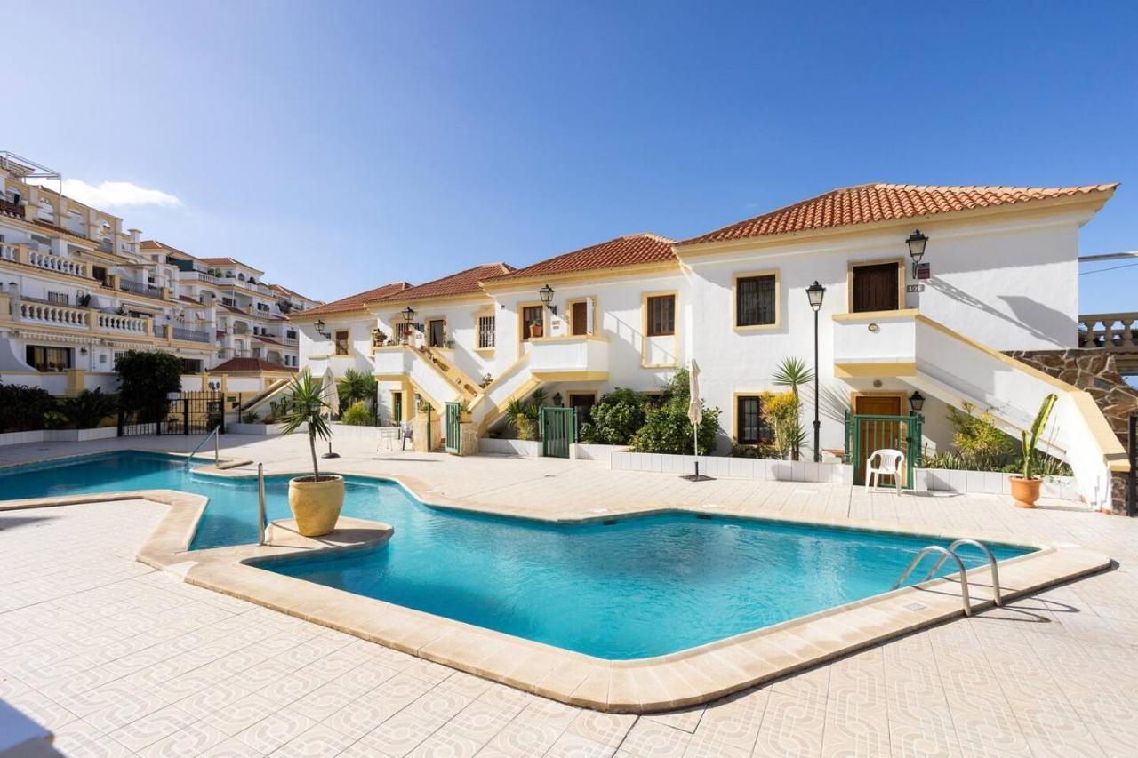 Paulmarie Family Apartment Ocean&Mountain View أذيخي المظهر الخارجي الصورة